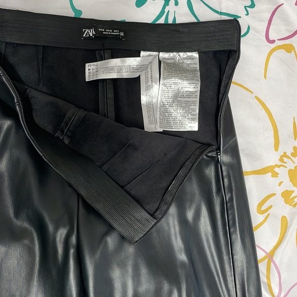 Zara leather pants - Picture 4 of 5